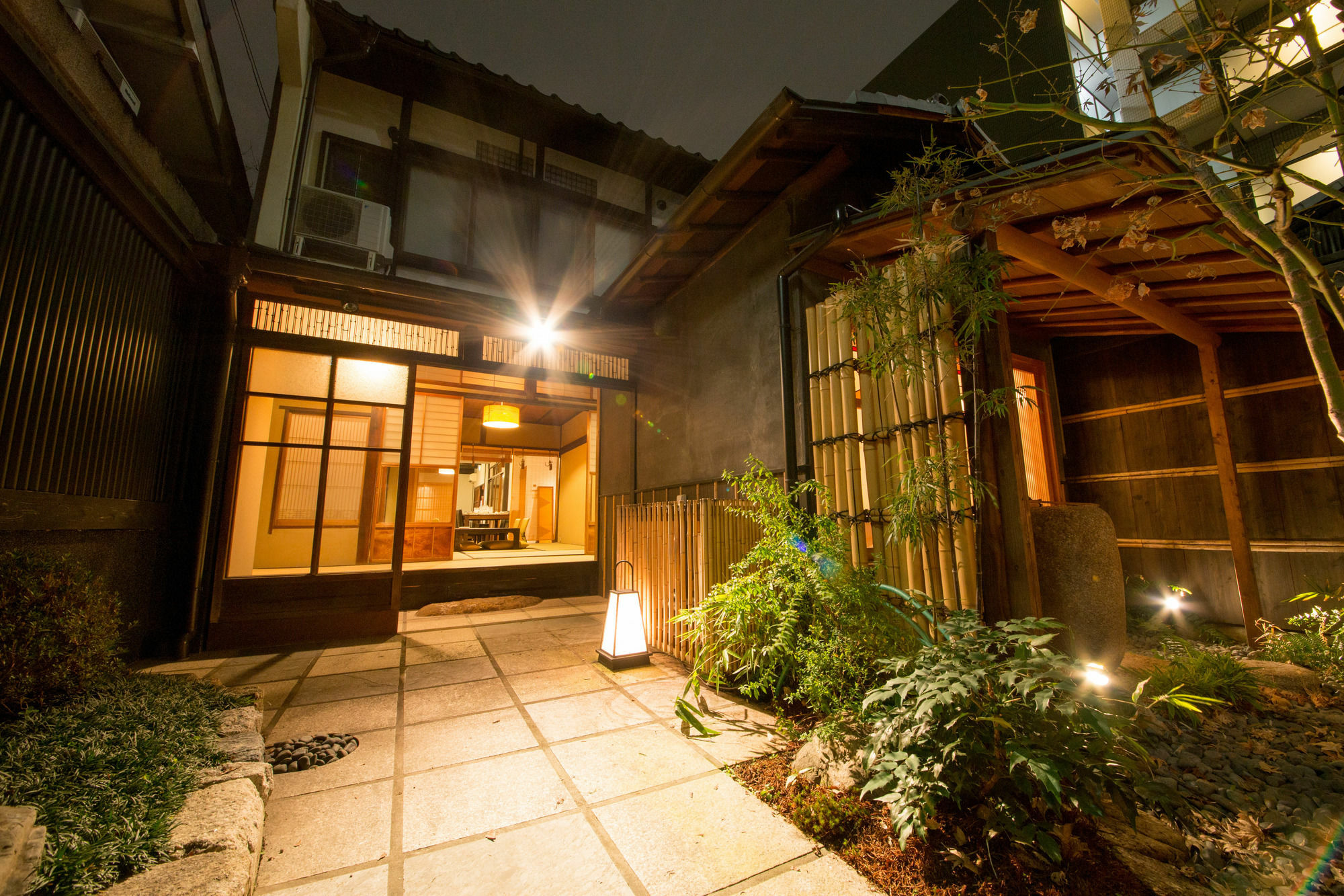 Le Machiya Rokkaku Suite Киото Екстериор снимка