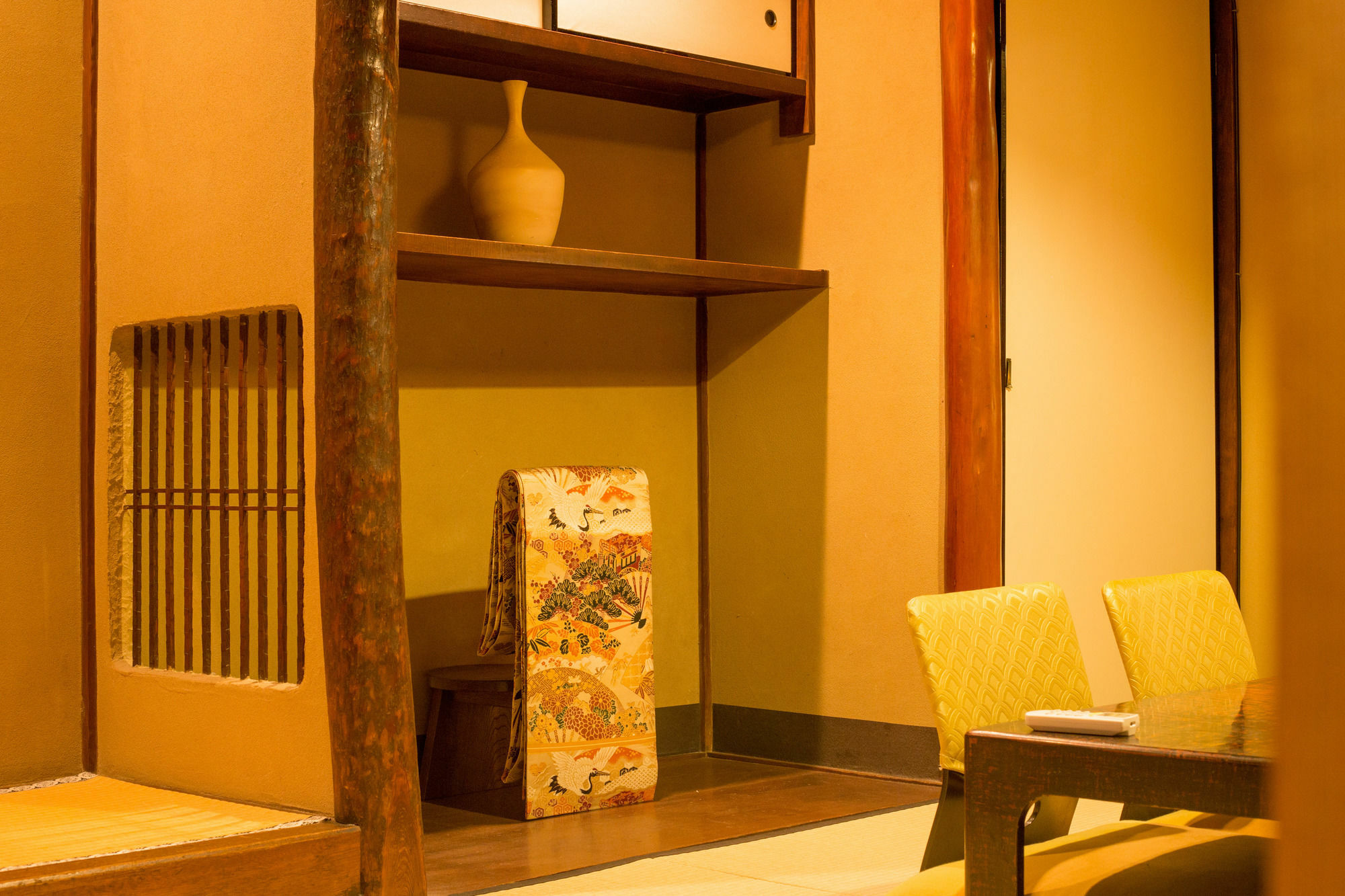 Le Machiya Rokkaku Suite Киото Екстериор снимка